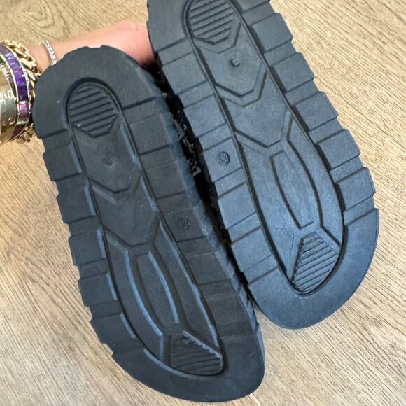 Tweed & Rubber Chunky Sandals With Adjustable Straps For Kids - Picture 5 of 7